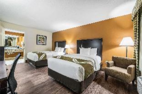 Quality Inn & Suites Corinth West image 10